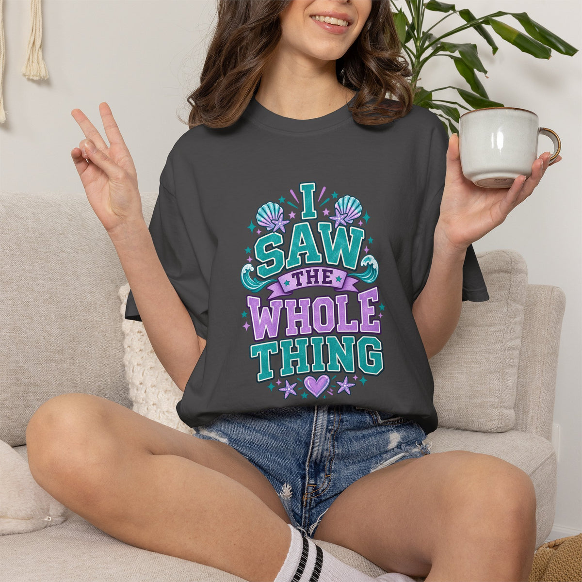I Saw the Whole Thing Retro Graphic Tee – Colorful Funny Statement Shirt – Unisex Comfort Colors Garment-Dyed T-Shirt